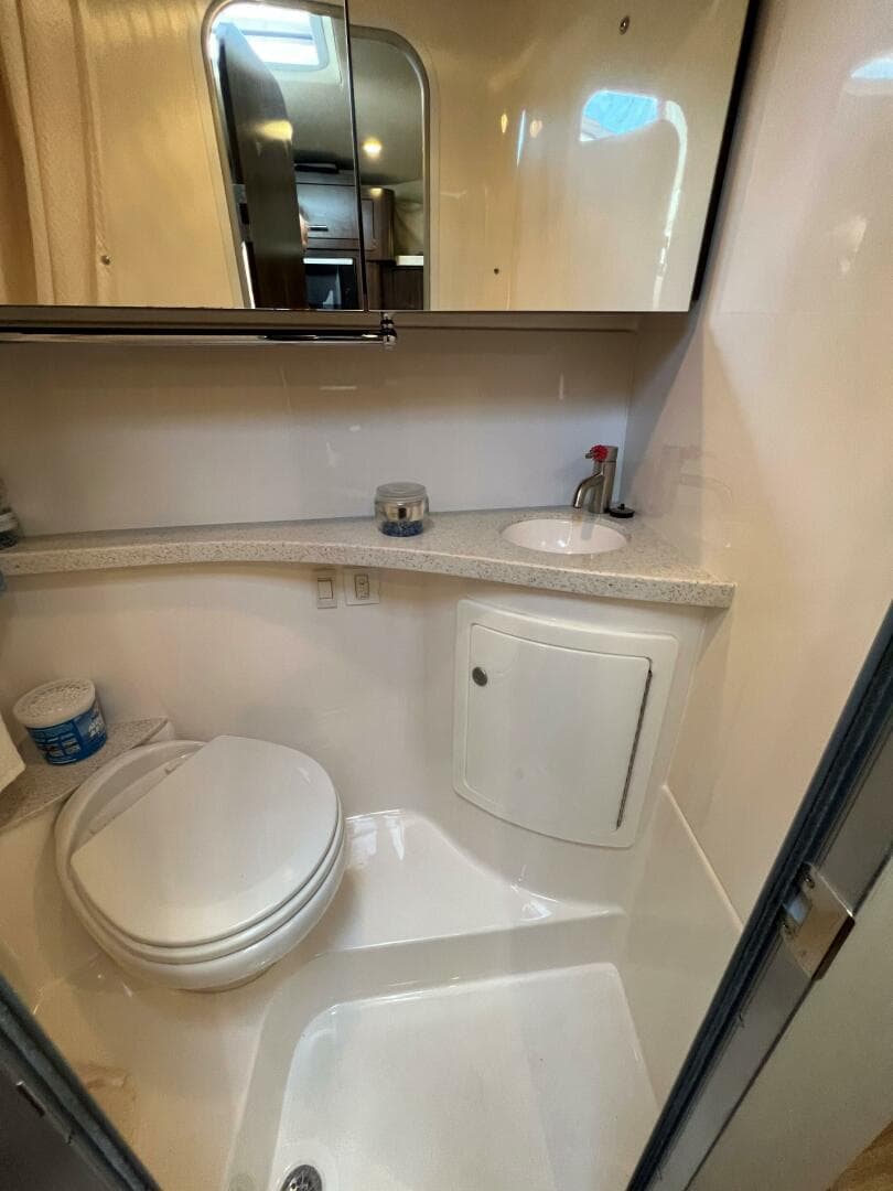 2017 Regal 28 Express