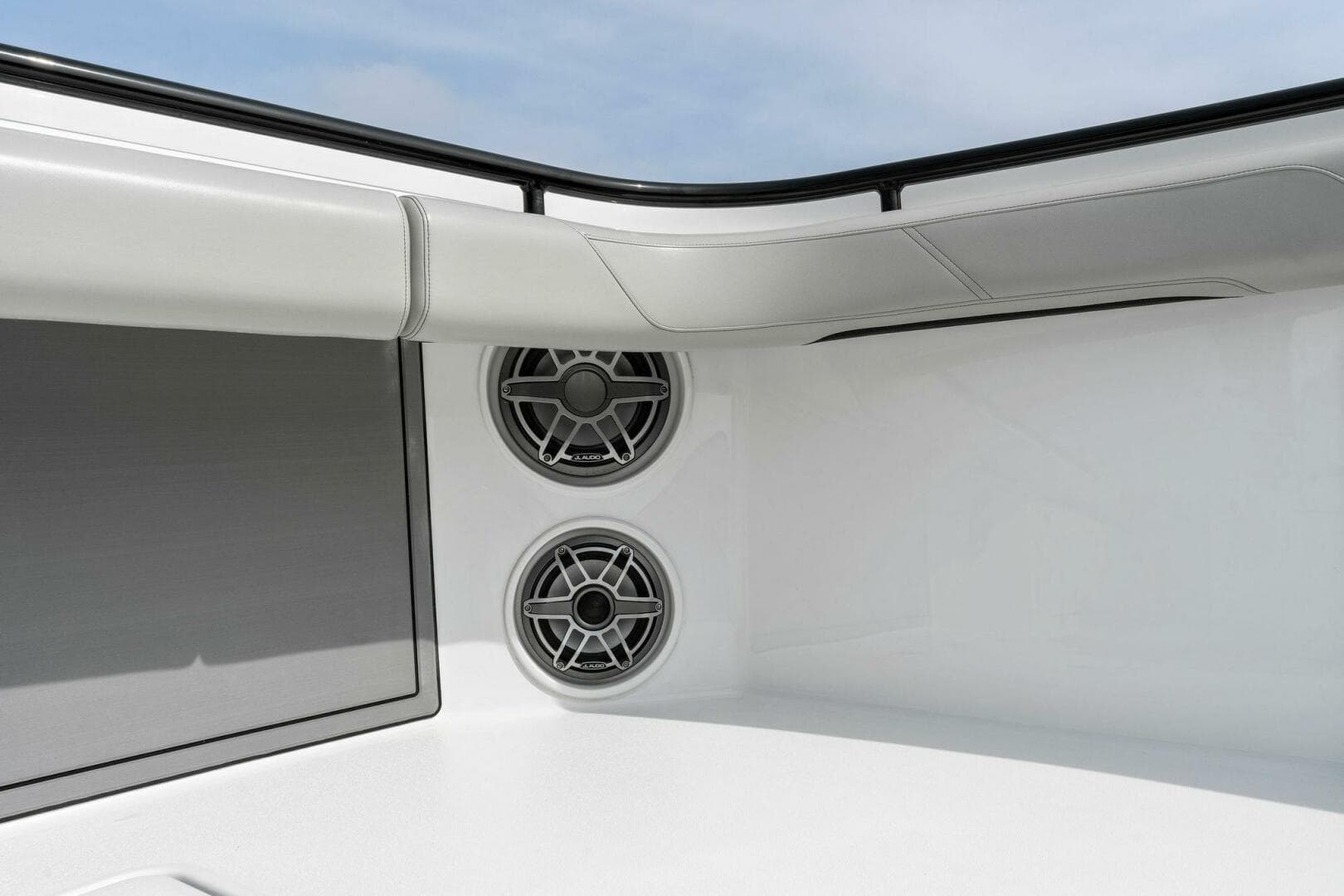 2022 Barker Boatworks 40 HPC 