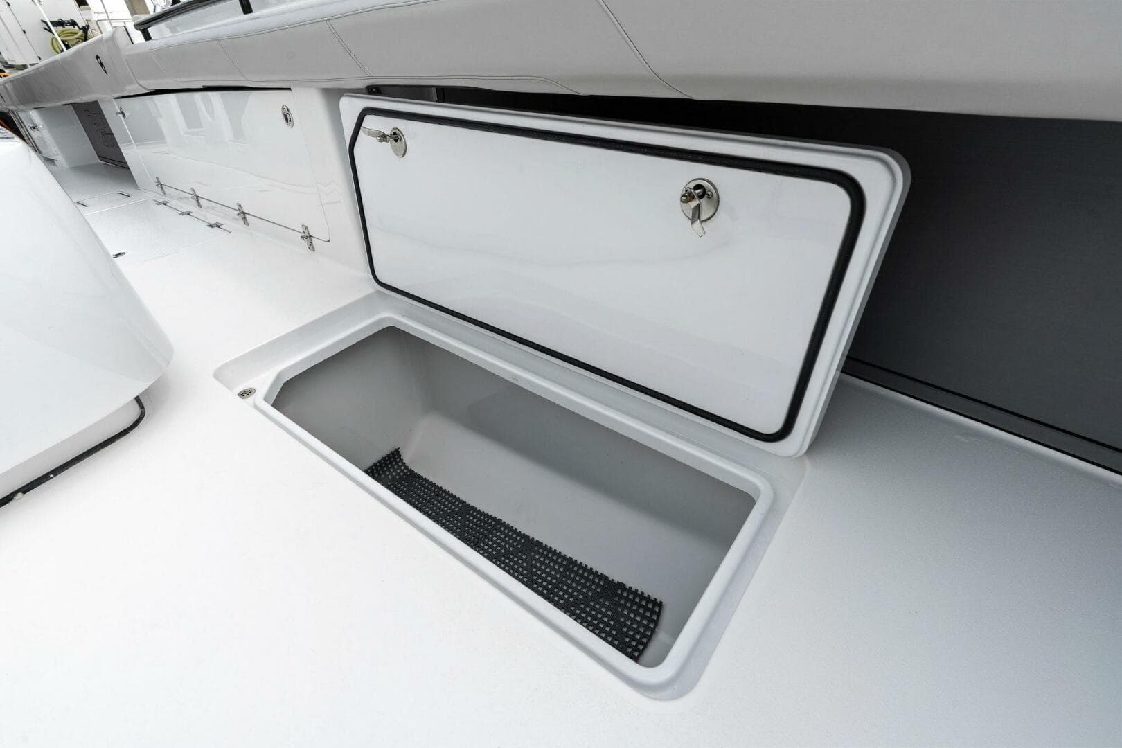 2022 Barker Boatworks 40 HPC 