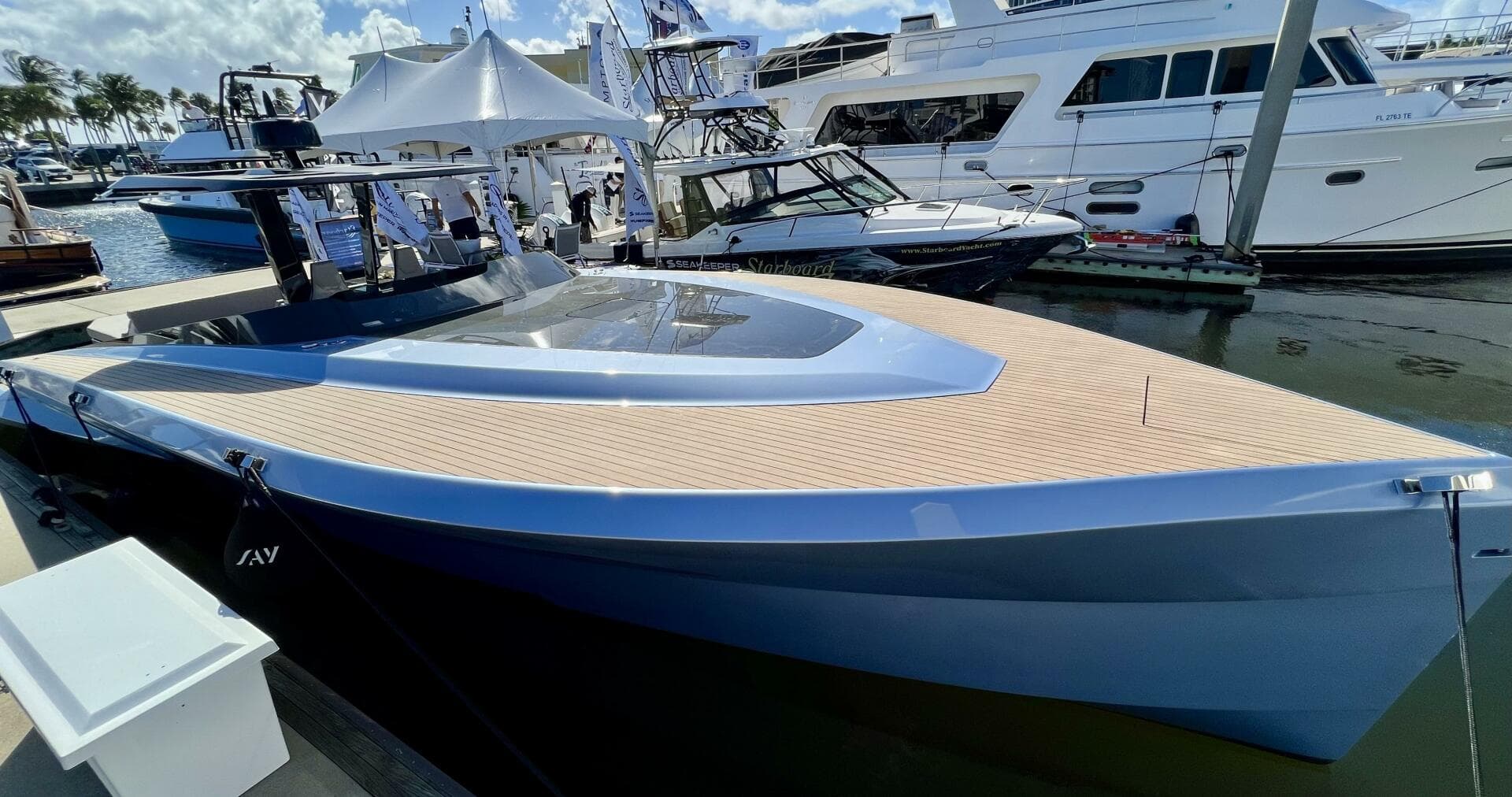 2023 SAY Carbon Yachts 42