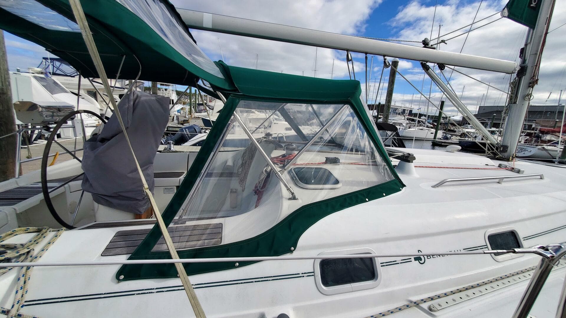2000 Beneteau 361