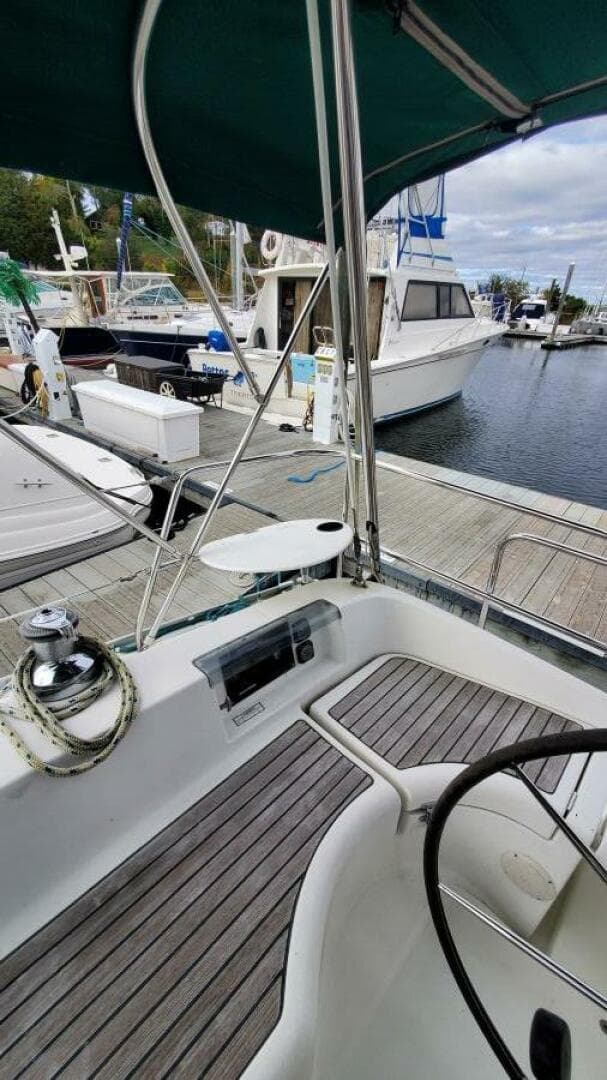 2000 Beneteau 361
