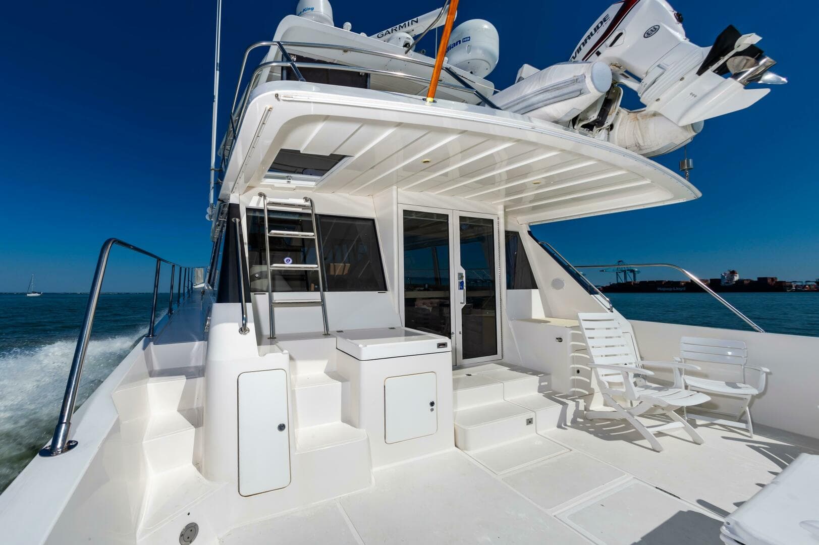 1995 West Bay Sonship