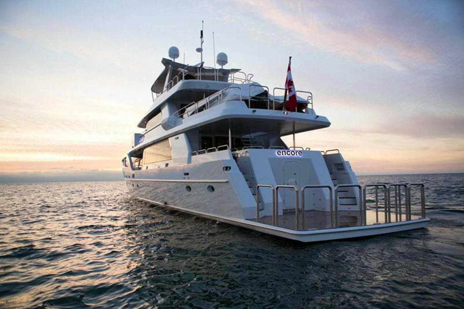 1992 Crescent Custom Yachts Custom