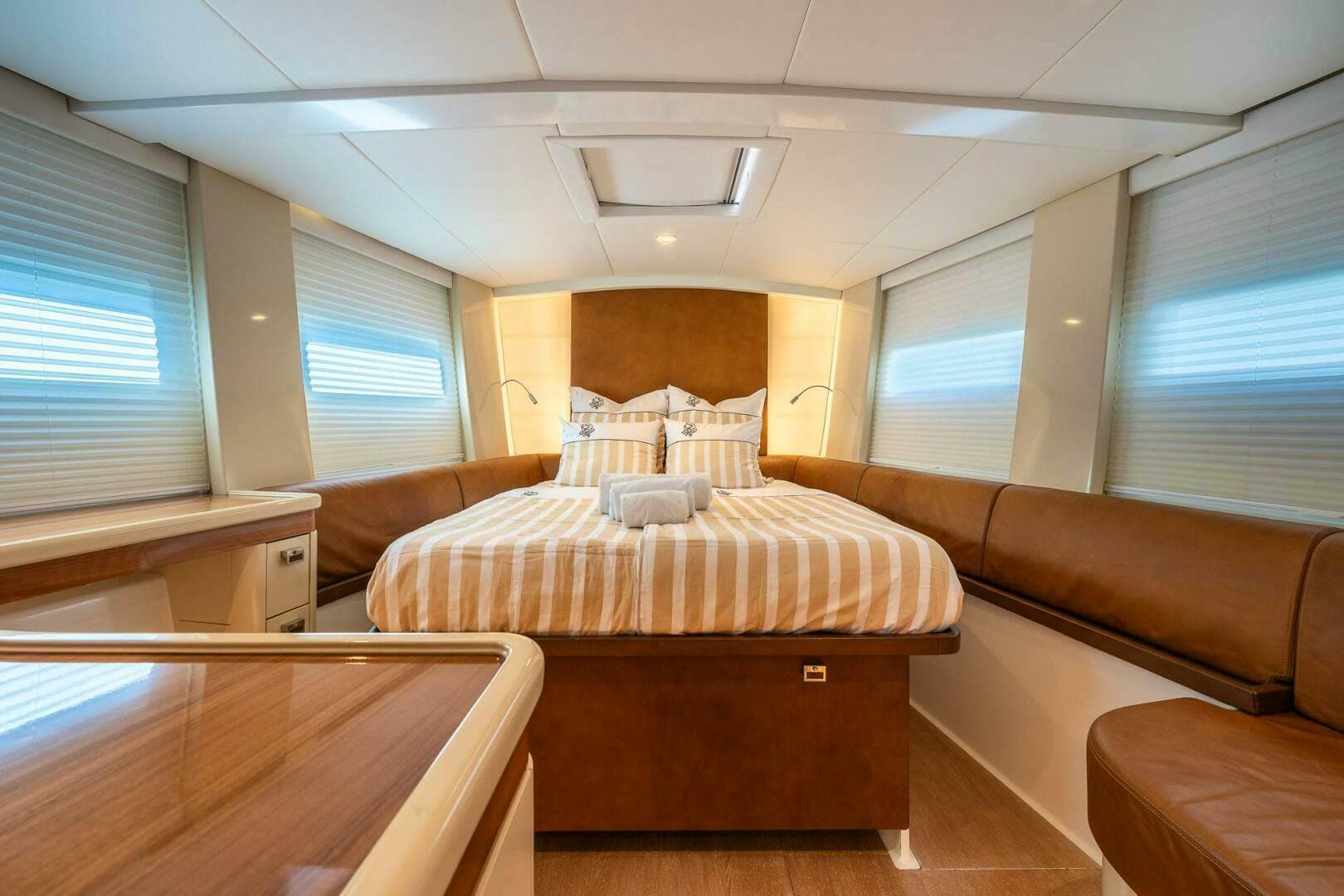 2014 Cyrus Yachts Custom
