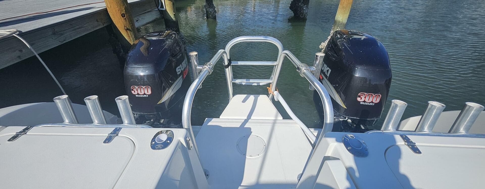 2008 World Cat 320 EC