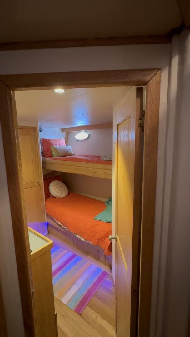 1988 Viking Motor Yacht