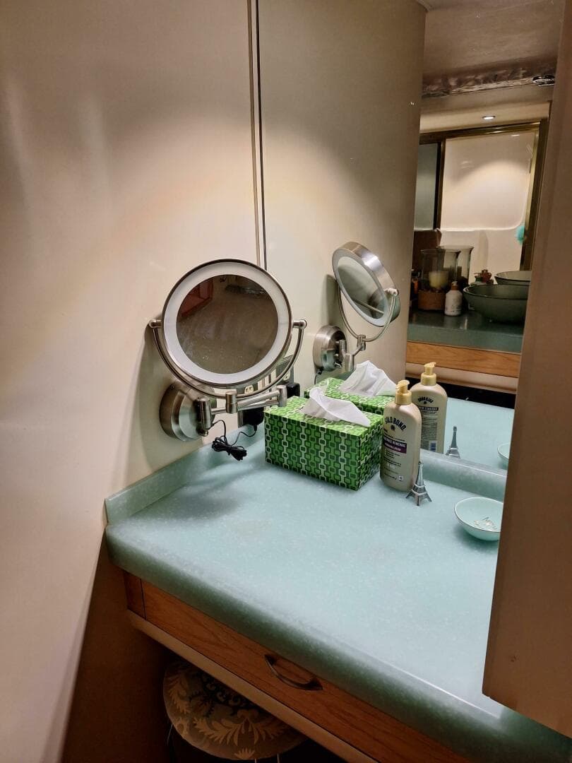 1988 Viking Motor Yacht