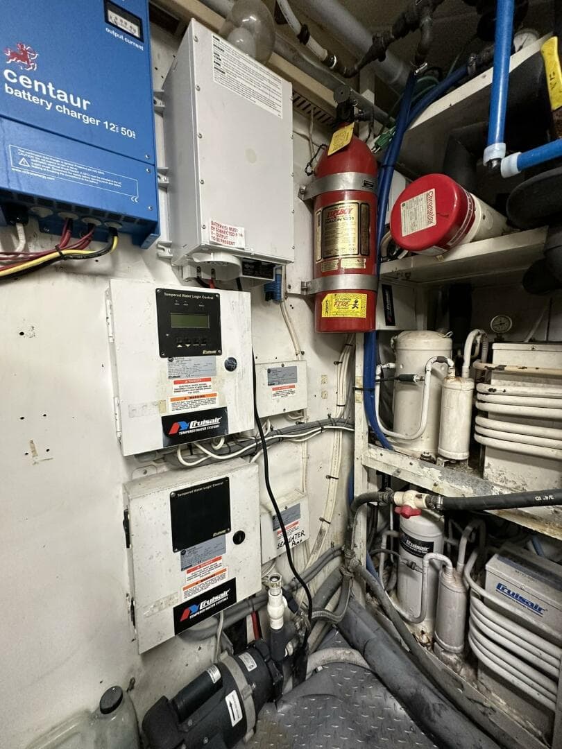 1988 Viking Motor Yacht