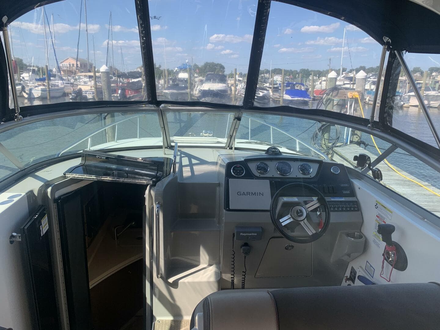 2014 Sea Ray 280 Sundancer