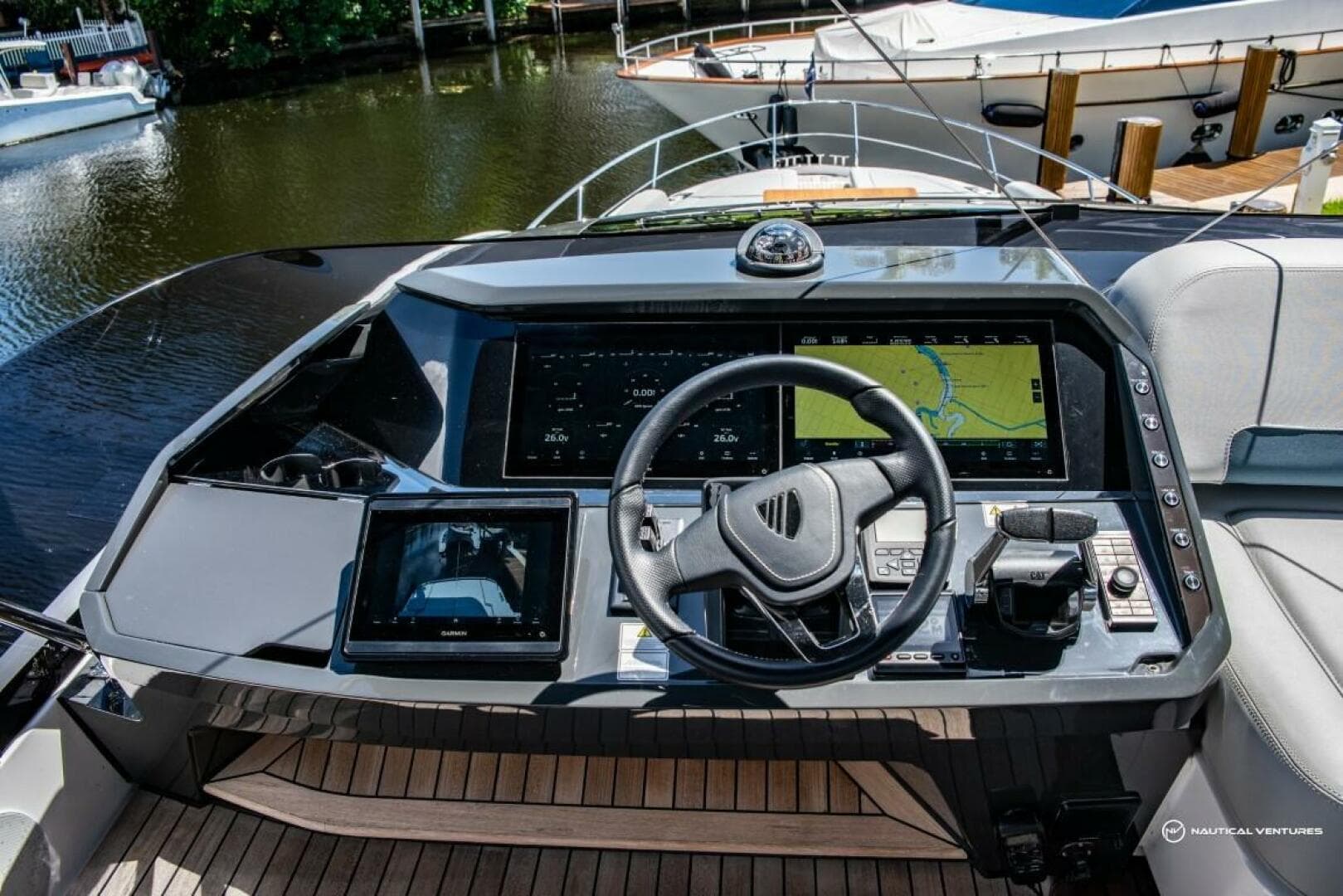 2023 Fairline Phantom 65