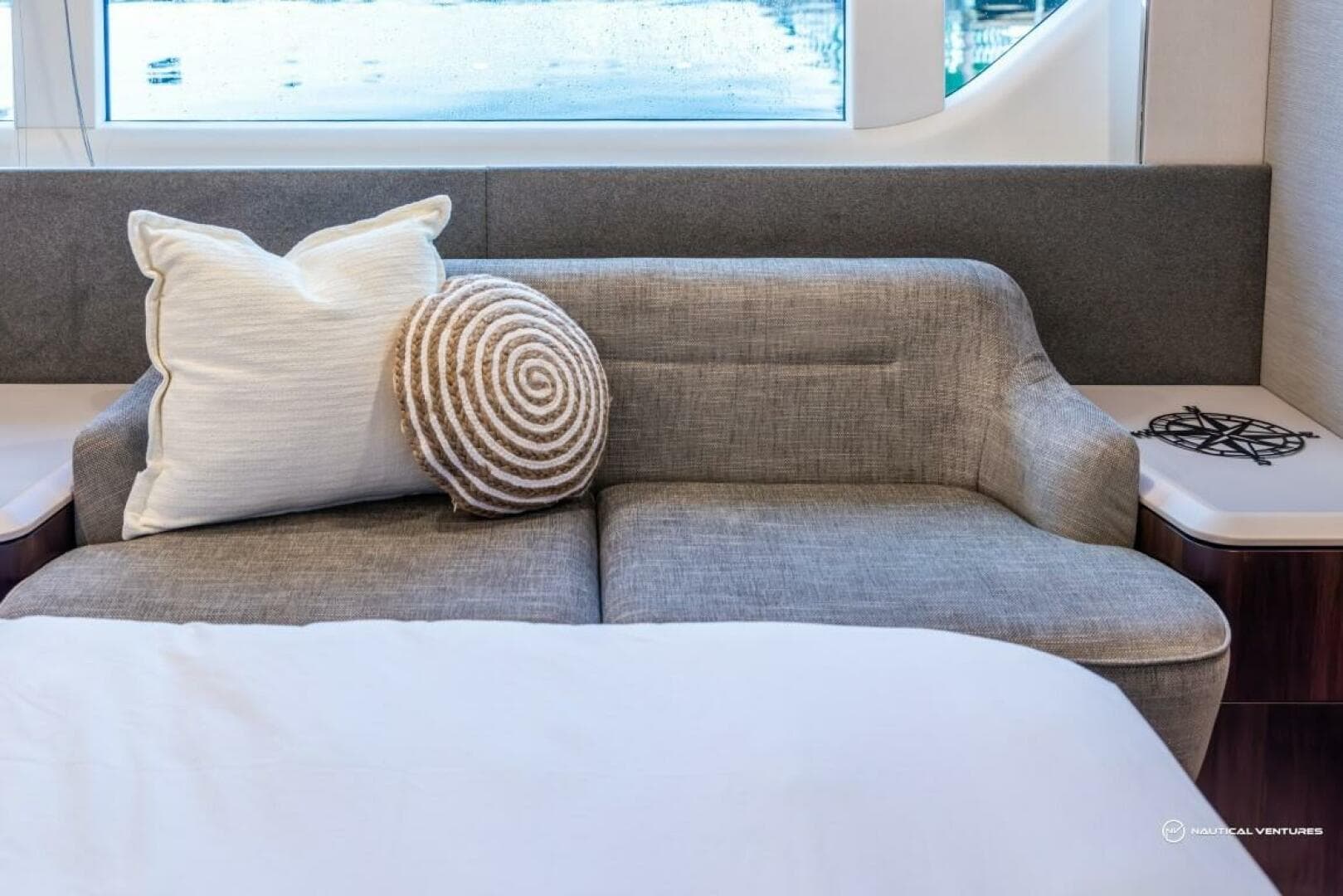 2023 Fairline Phantom 65