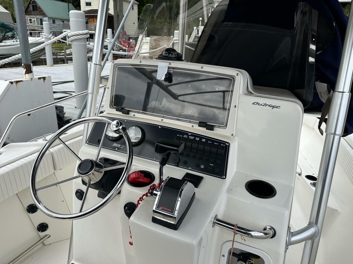 2000 Boston Whaler 