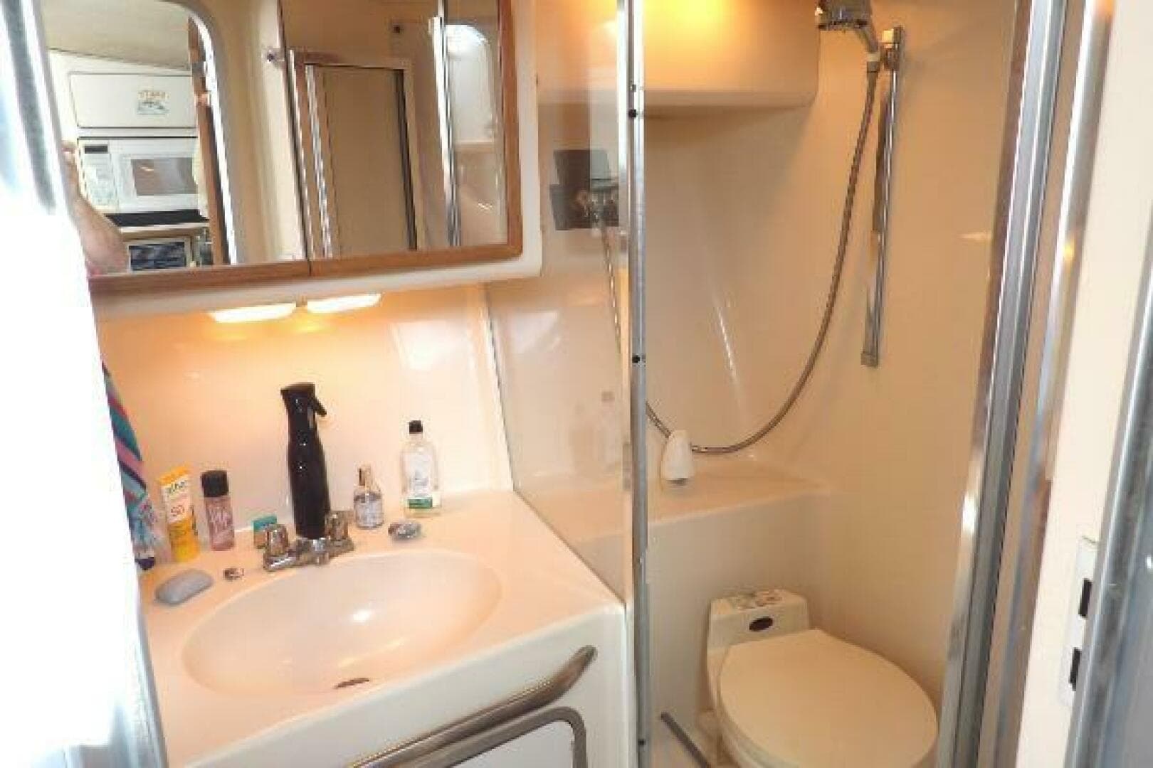 1993 Sea Ray 370 Sedan Bridge