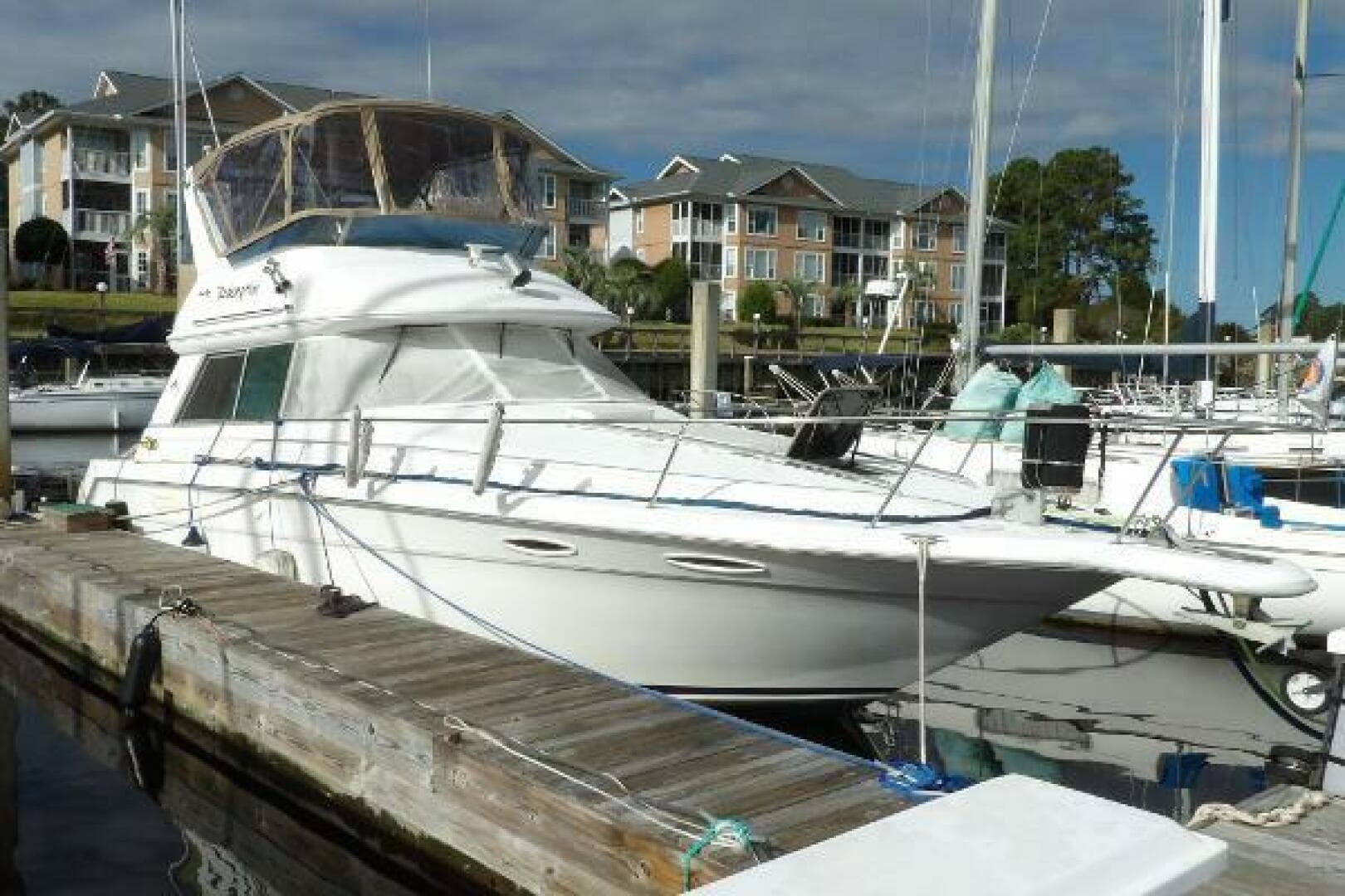 1993 Sea Ray 370 Sedan Bridge