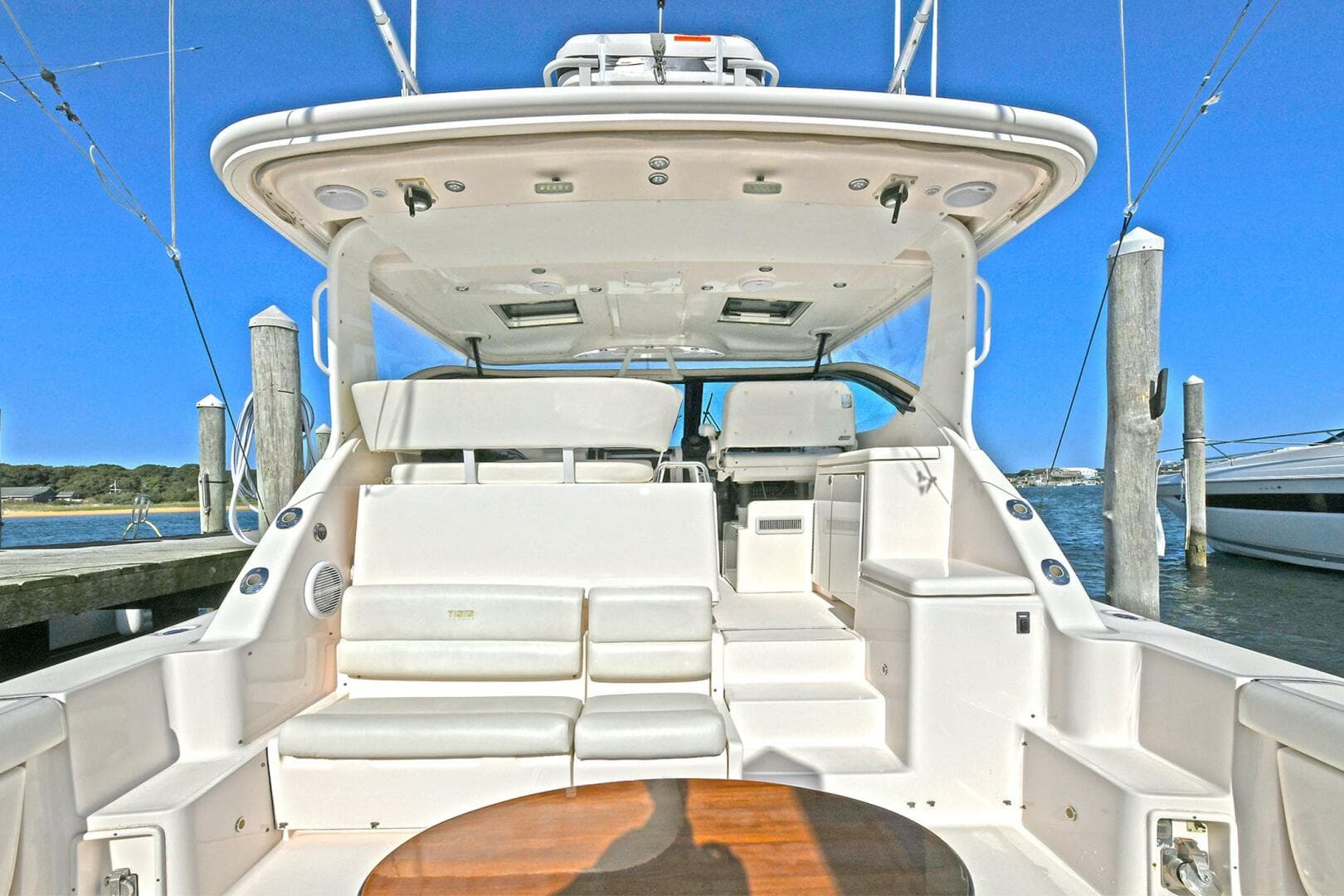 2008 Tiara Yachts 4200 Open
