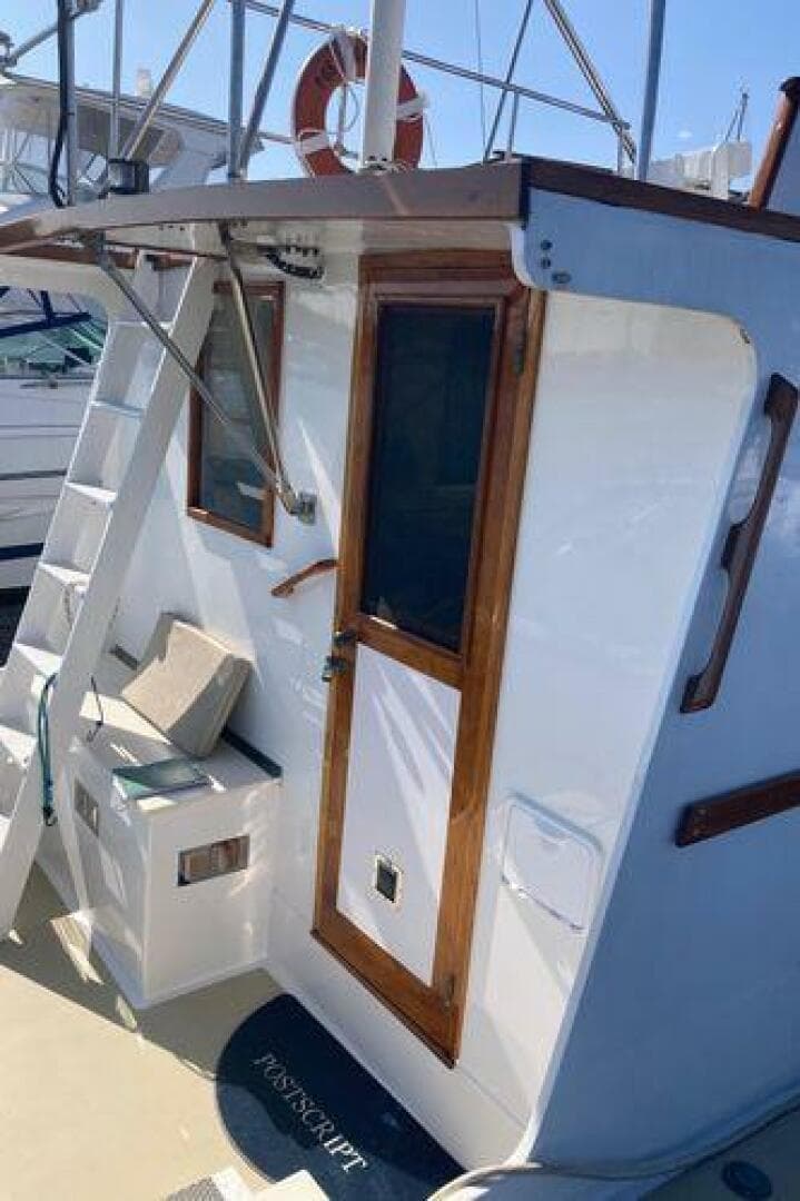 1984 Duffy Flybridge Cruiser