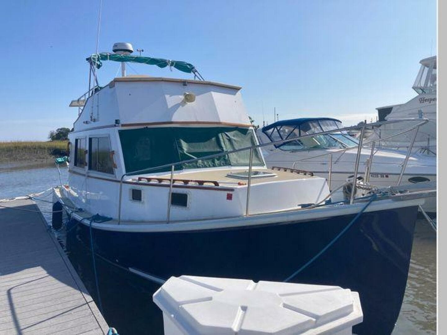 1984 Duffy Flybridge Cruiser