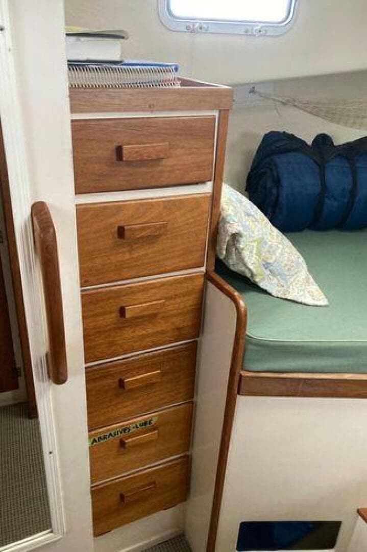 1984 Duffy Flybridge Cruiser