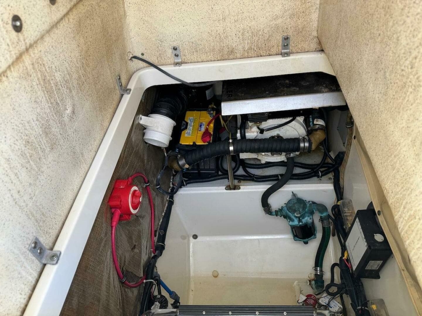 2006 Hydra-Sports 3300 VX