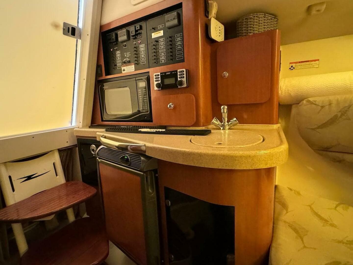 2006 Hydra-Sports 3300 VX