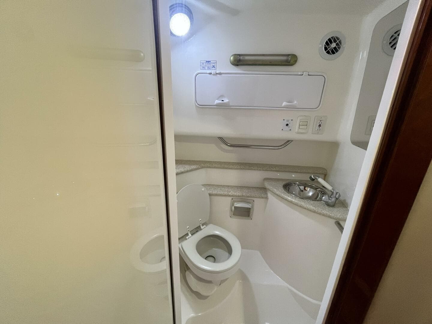 2007 Fountain 33 Sportfish Cruiser