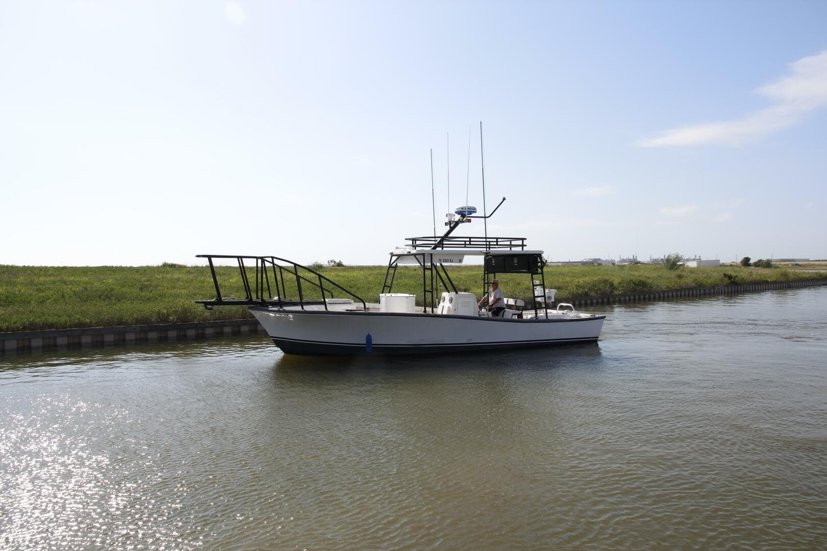 1997 Custom 31 Center Console Pullin Drag