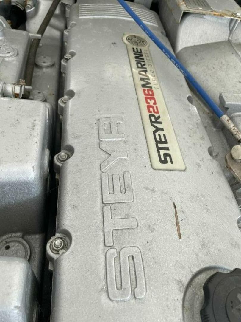 1997 Custom 31 Center Console Pullin Drag