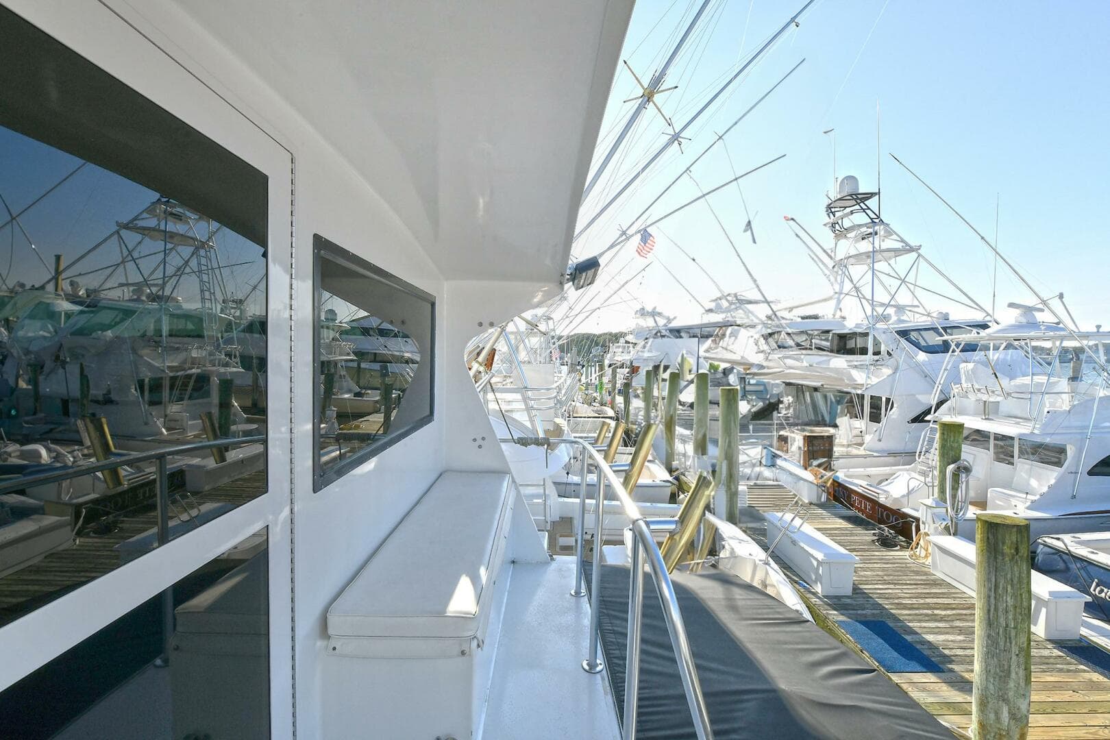 2000 Torres 48 Enclosed Bridge