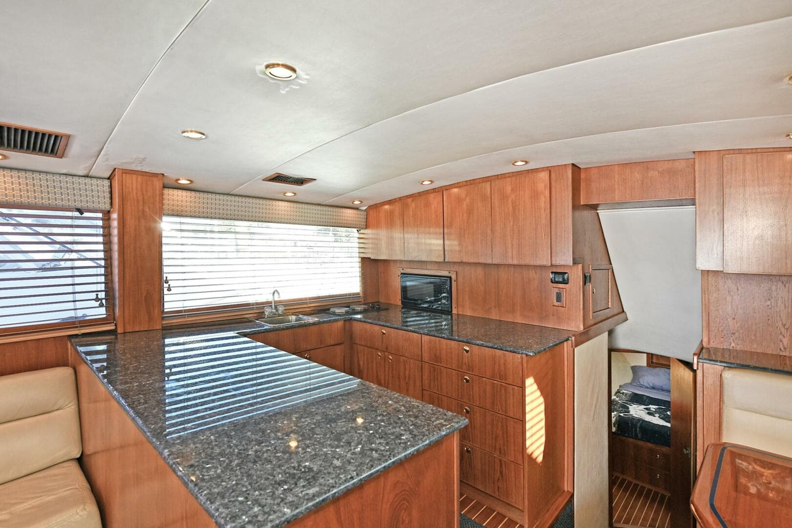 2000 Torres 48 Enclosed Bridge