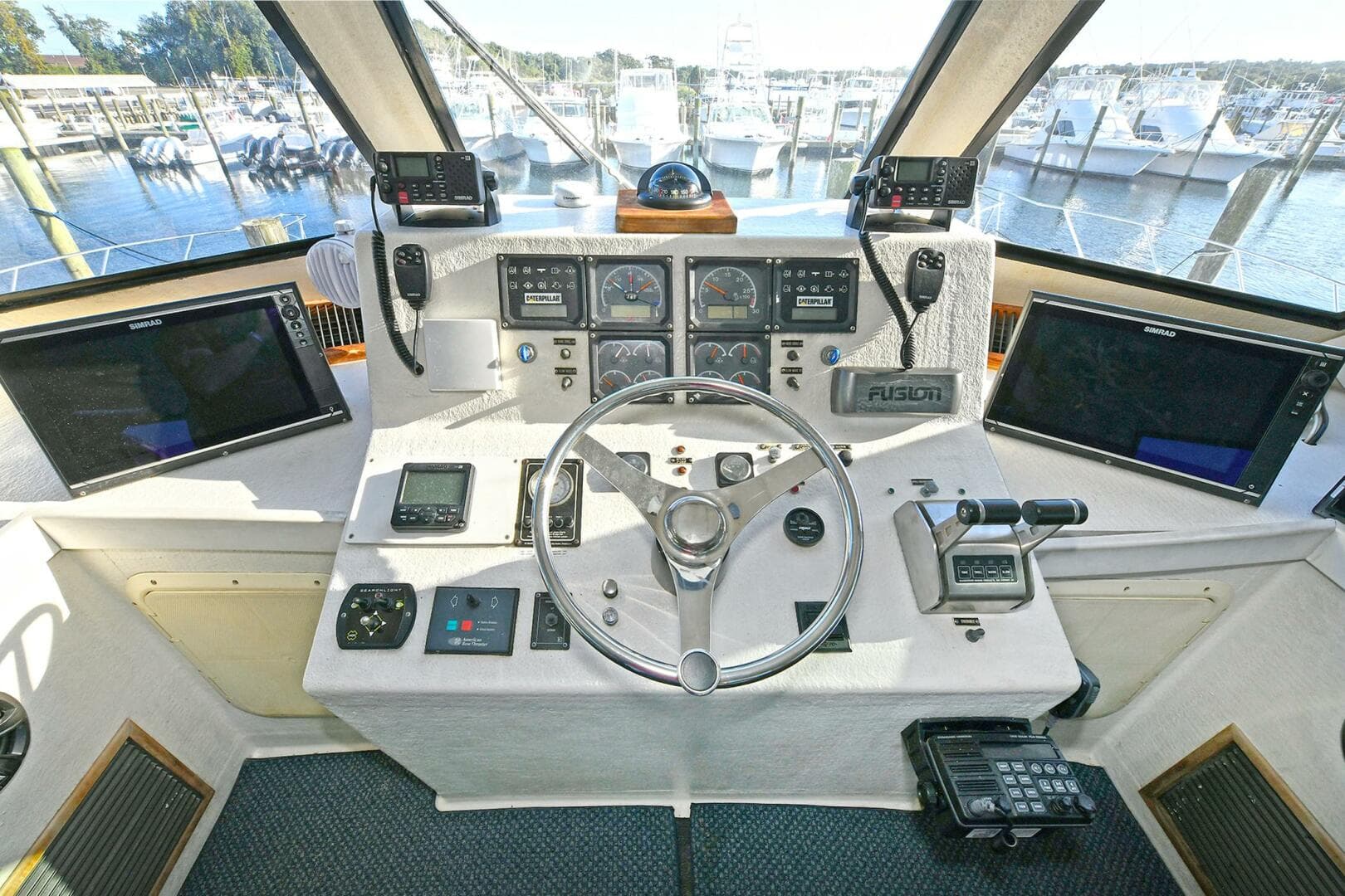 2000 Torres 48 Enclosed Bridge