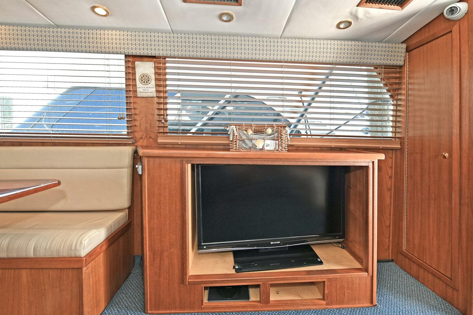 2000 Torres 48 Enclosed Bridge