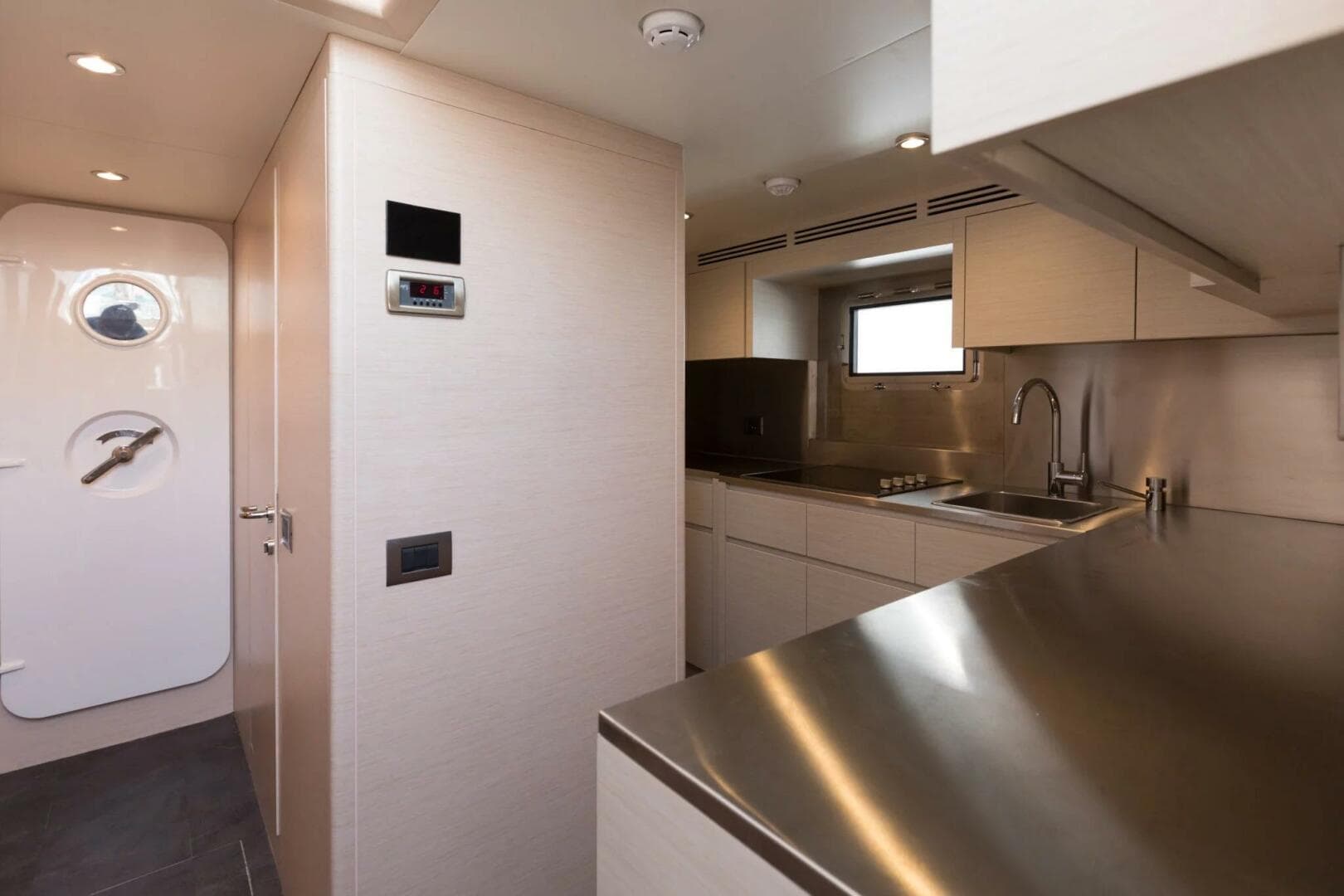 2022 Nomad Nomad 70 SUV