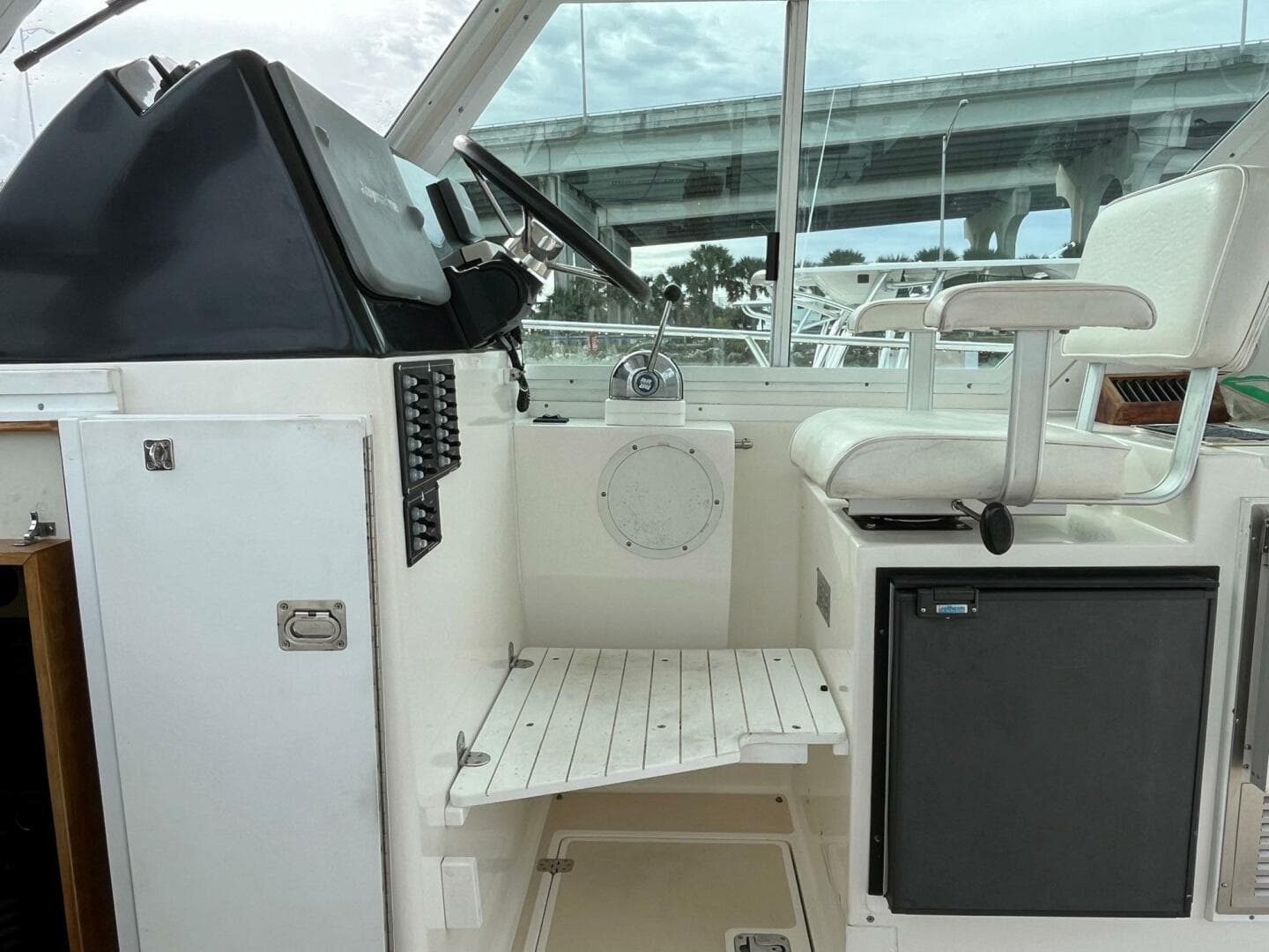 2005 Albin 31 Tournament Express