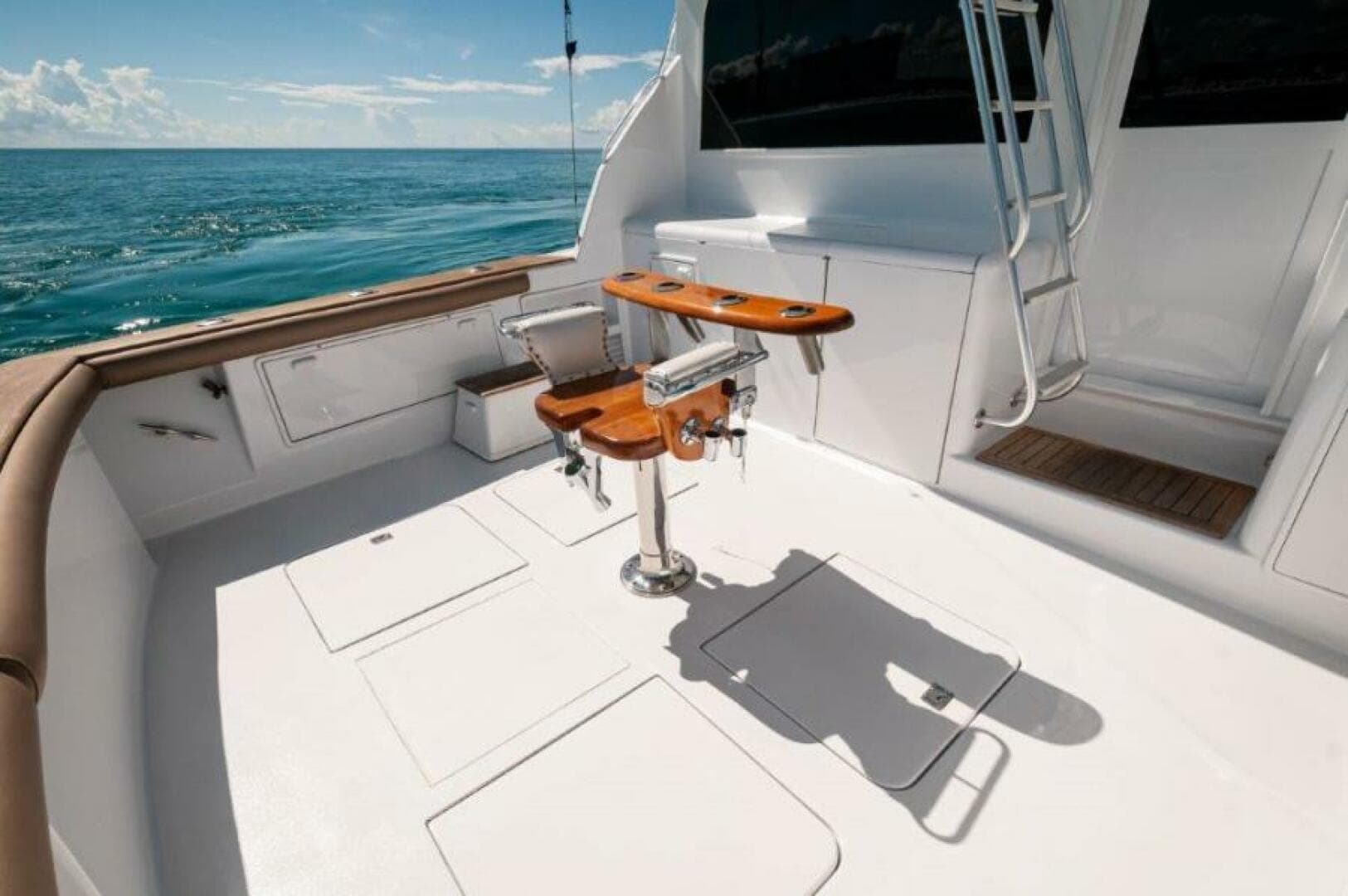 1998 Ocean Yachts 48 Super Sport  Cockpit 5