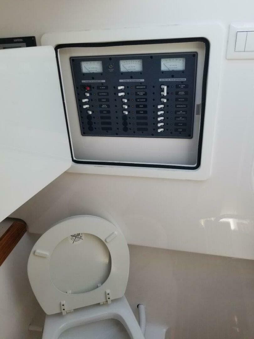 2021 Southport 33 DC