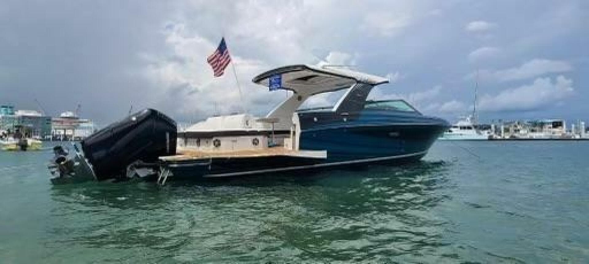 2021 Sea Ray 400 SLX OB