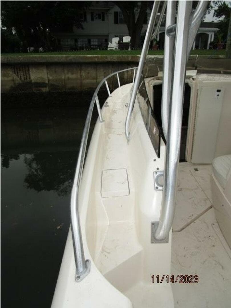 34' Intrepid port side deck2