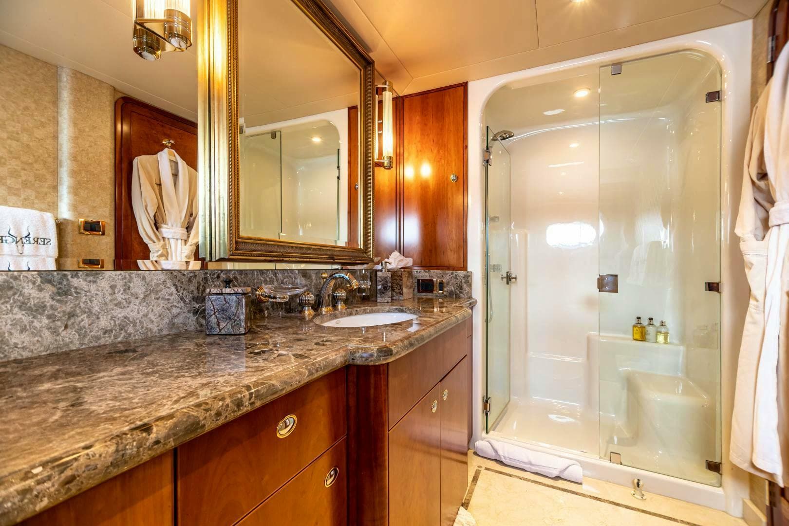 2002 Westport Westport 130