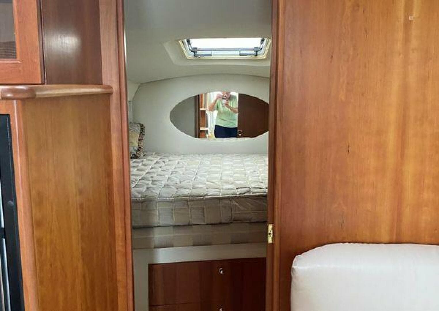 2002 Silverton 330 Sport Bridge