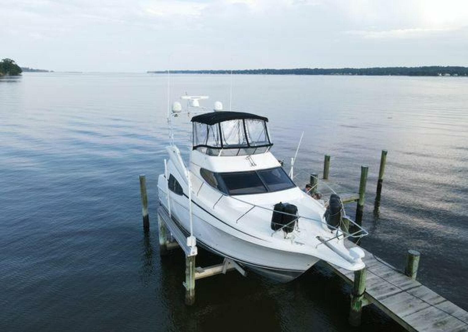 2002 Silverton 330 Sport Bridge