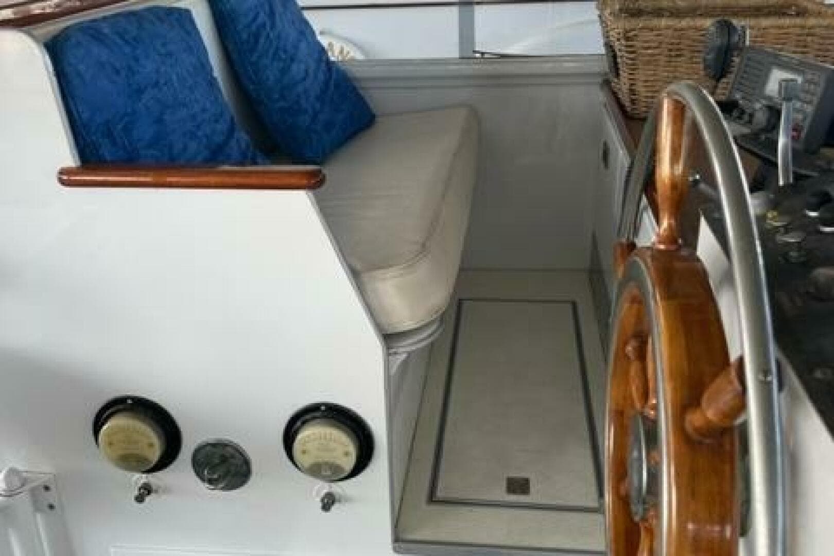 1966 Huckins Linwood 58