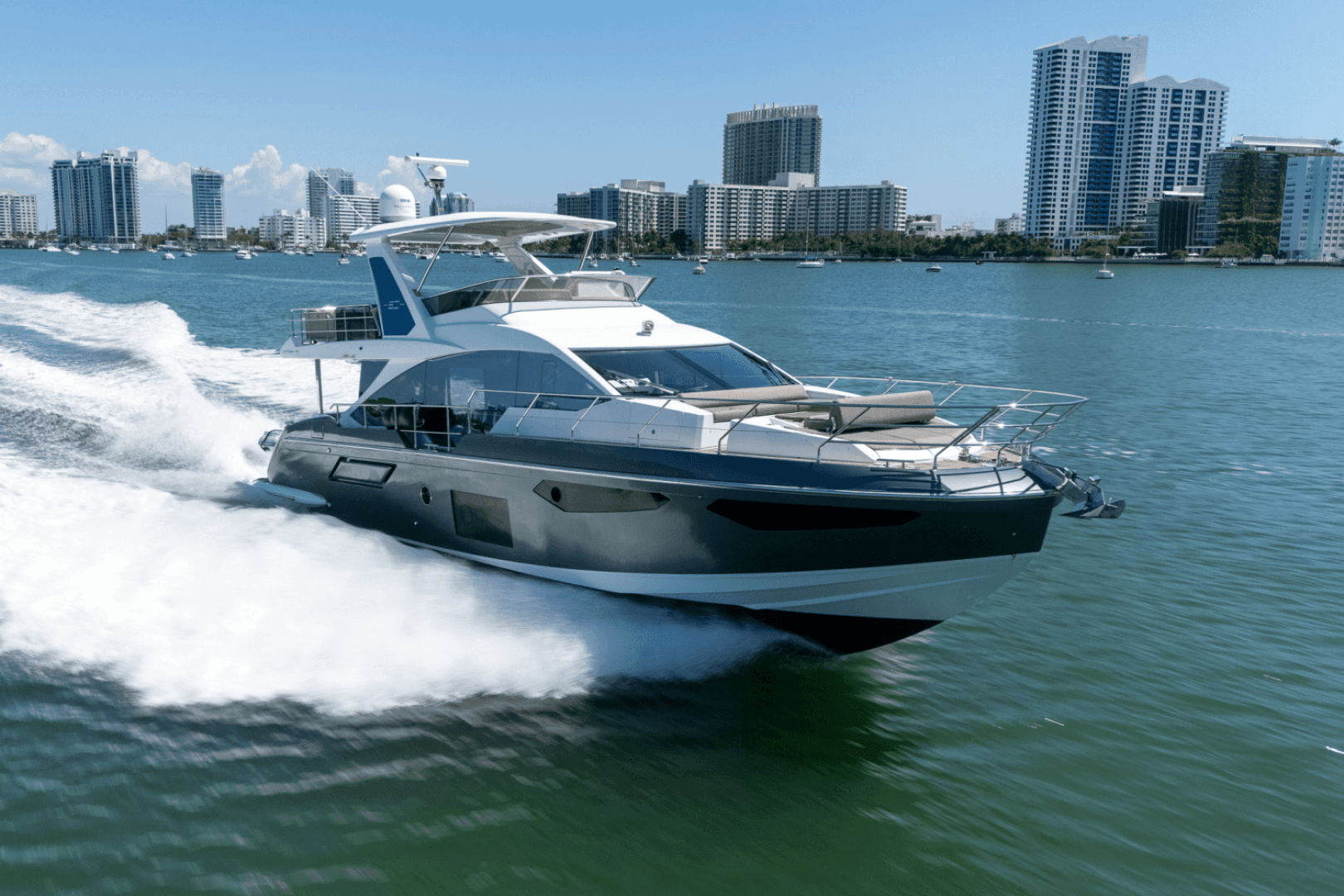 2023 Azimut 60 FLY