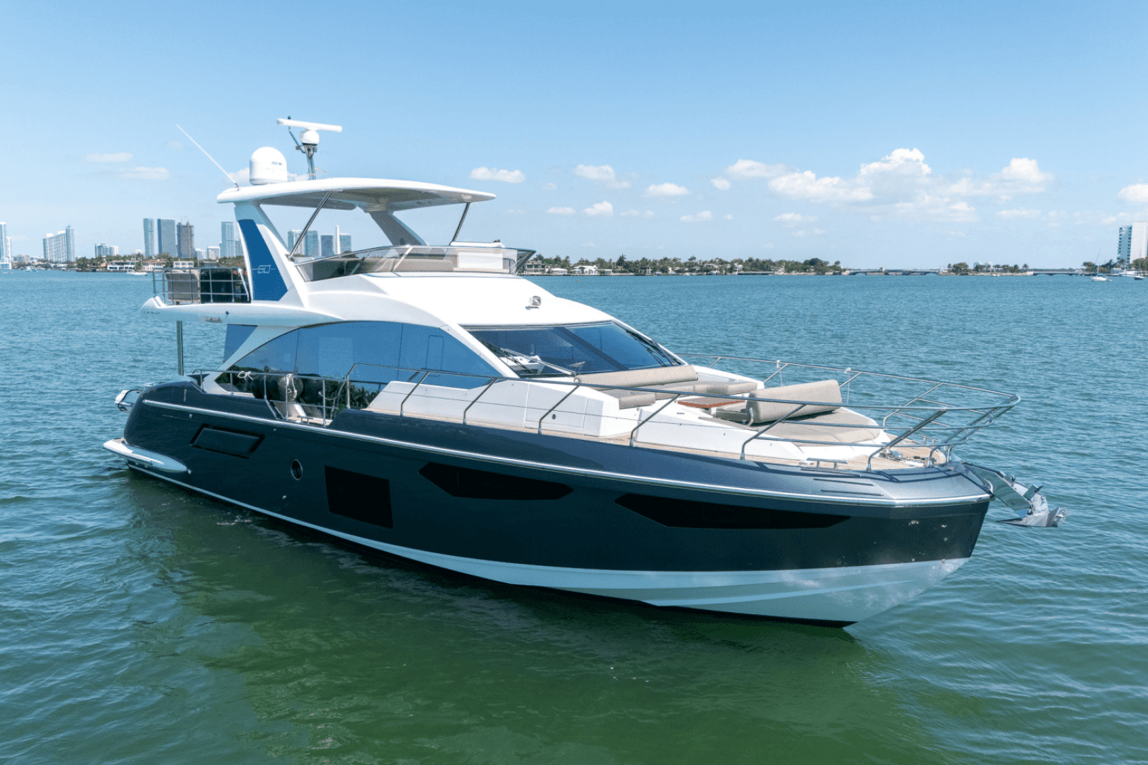 2023 Azimut 60 FLY