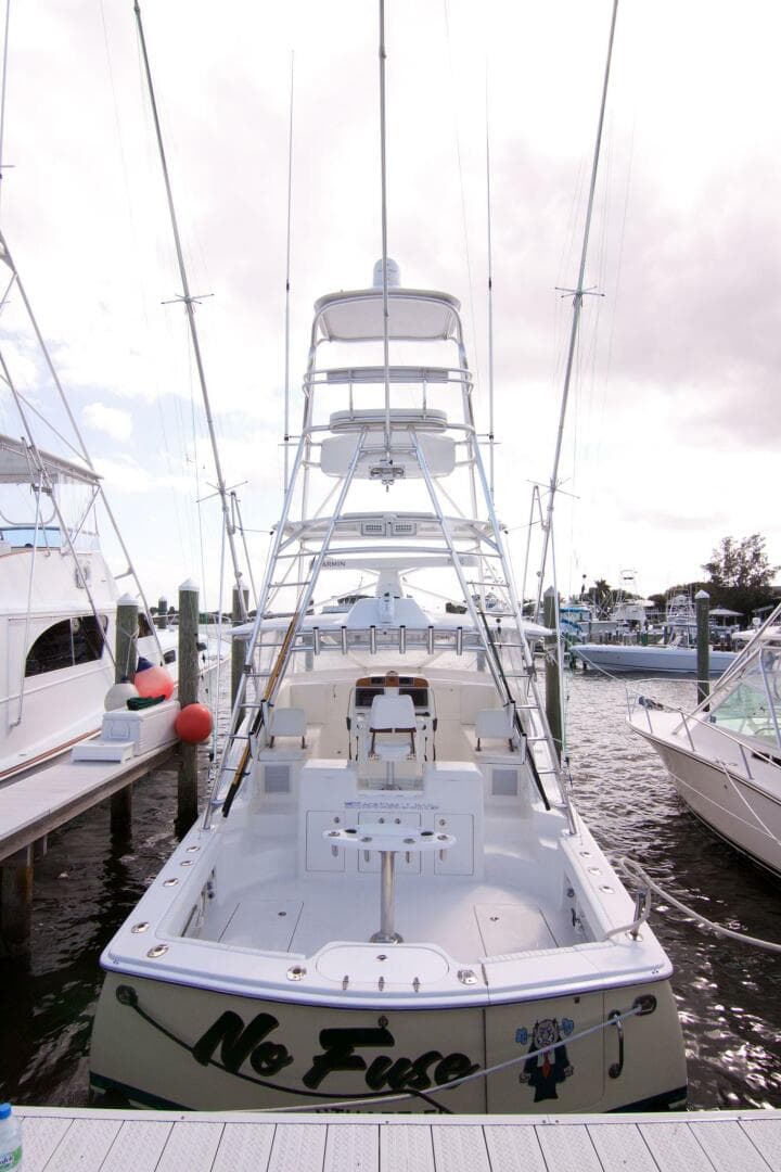 Out Island 38 Express-Cockpit