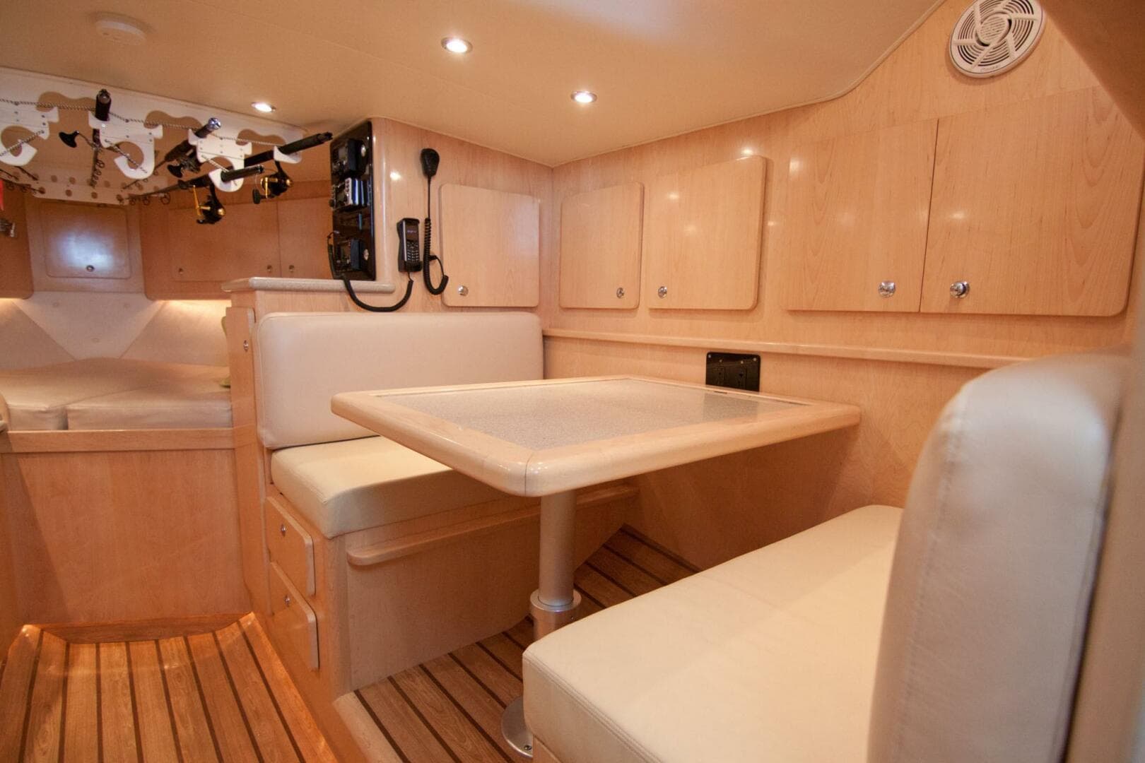 Out Island 38 Express-Cabin