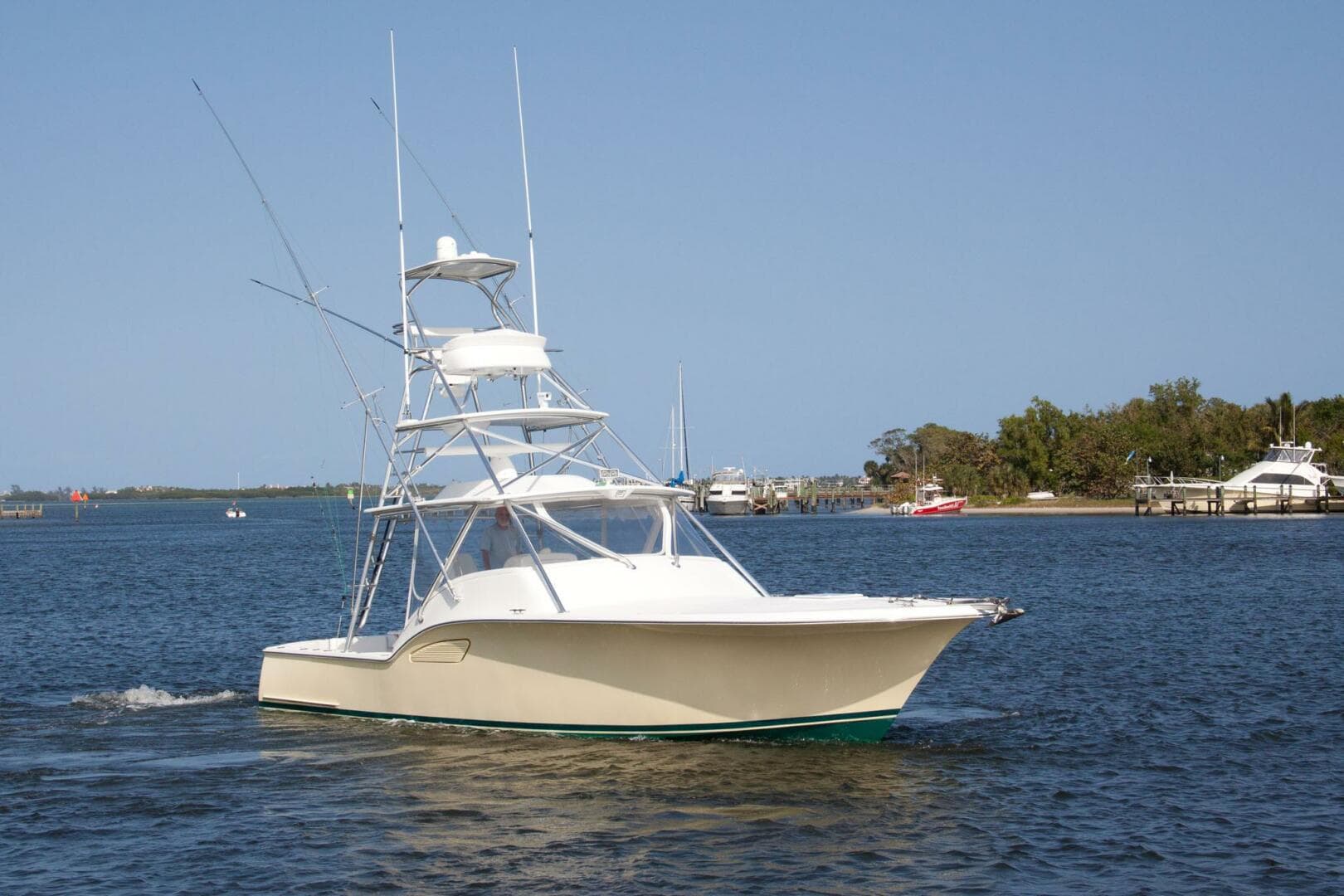 Out Island 38 Express-Profile