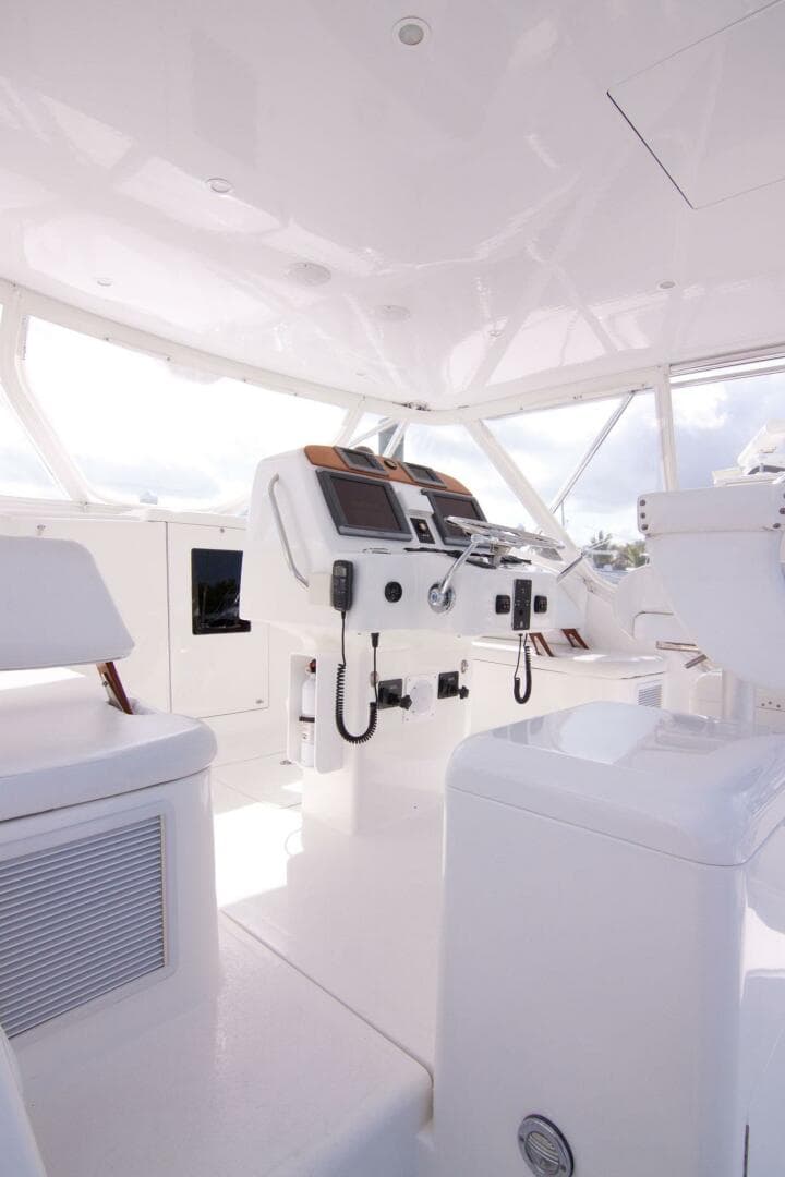 Out Island 38 Express-Helm