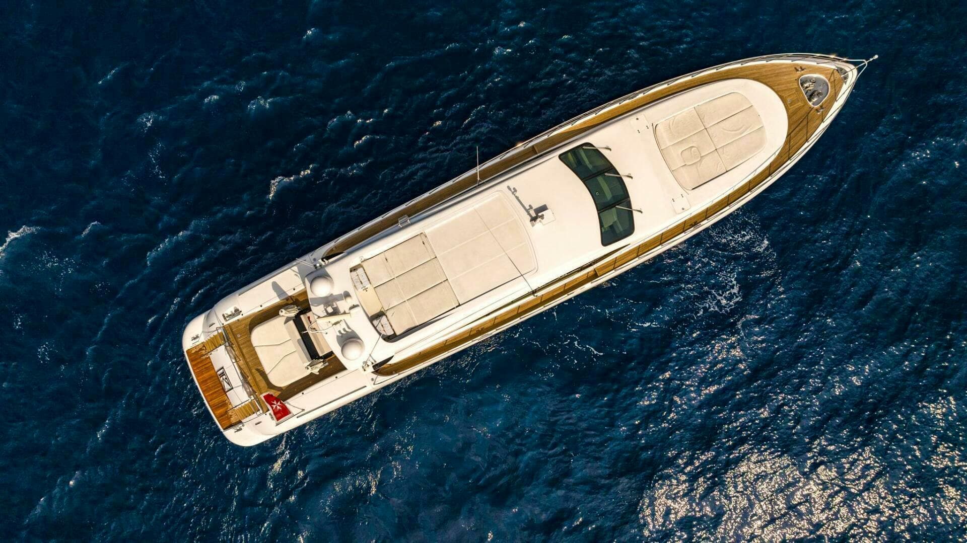 2013 Overmarine Mangusta 108