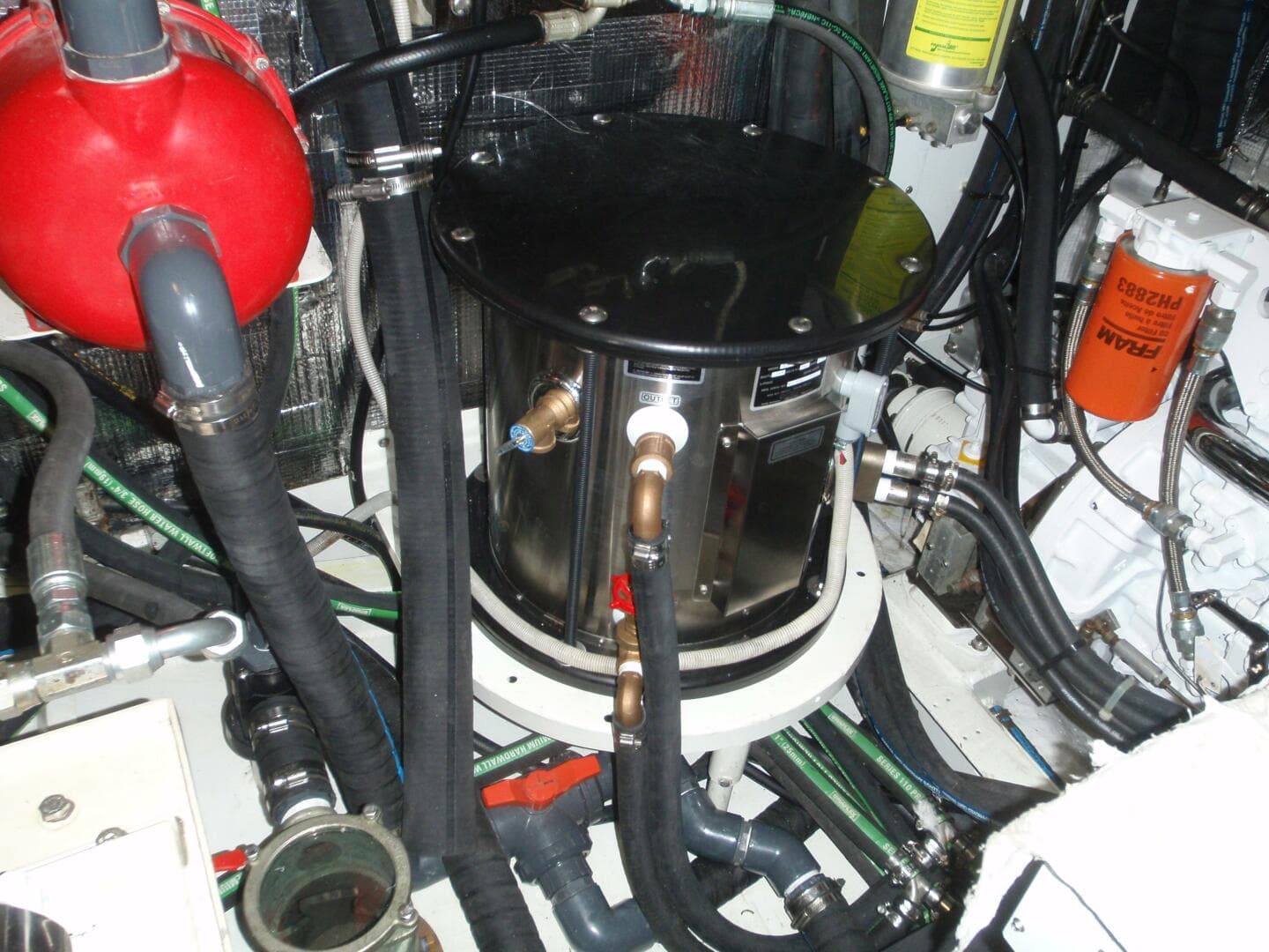 1986 Deerfoot 74 Pilothouse